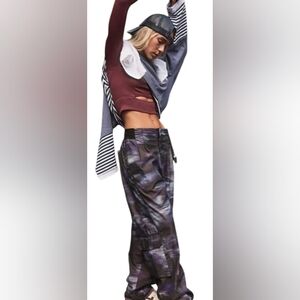 Free People Movement Mesmerize Me Printed Hiking Pants New with tag Size Medium